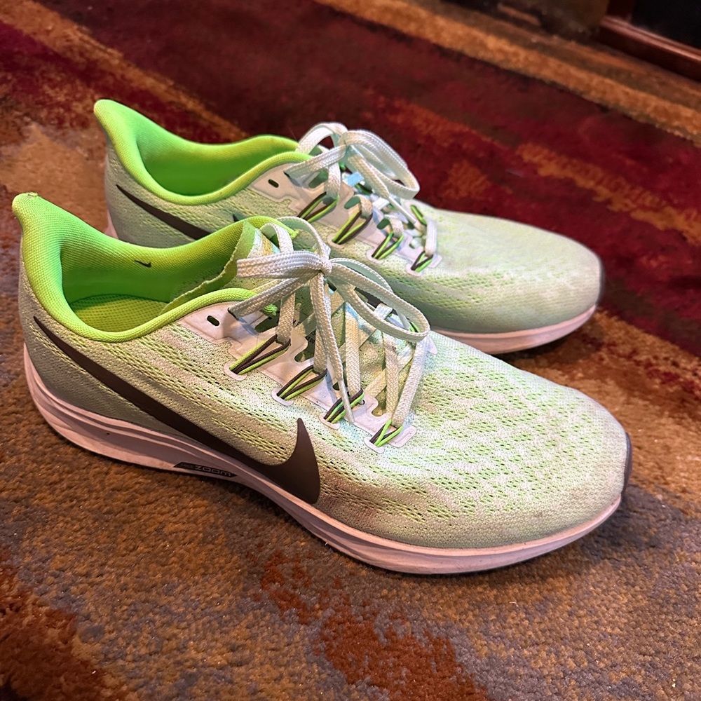 Nike Pegasus 36 Air Zoom Running Shoes